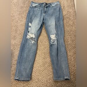 Judy Blue Light Blue Distressed Straight Leg Jeans